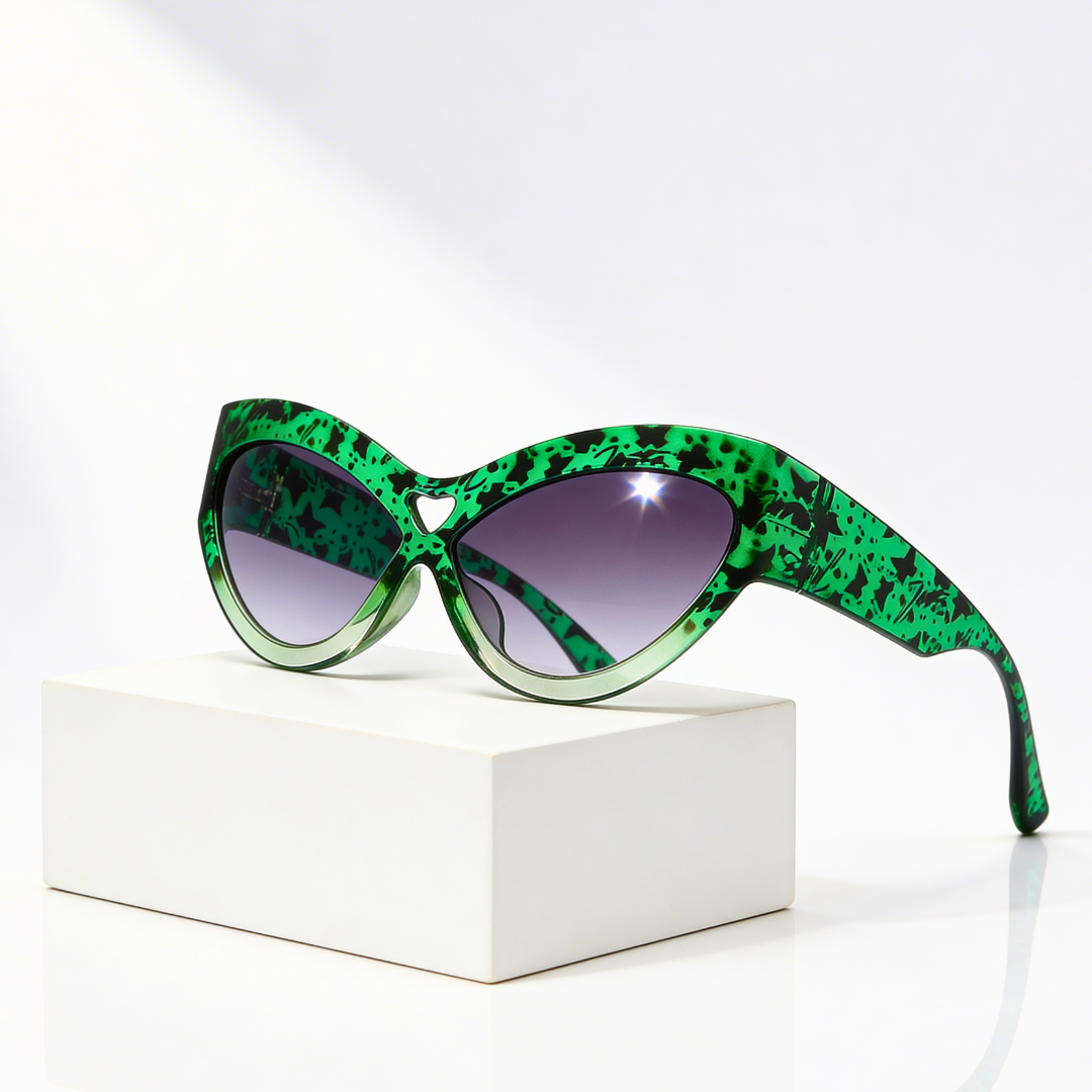WILD KISS | Heart Cut-Out Cat Eye Sunglasses | UV400