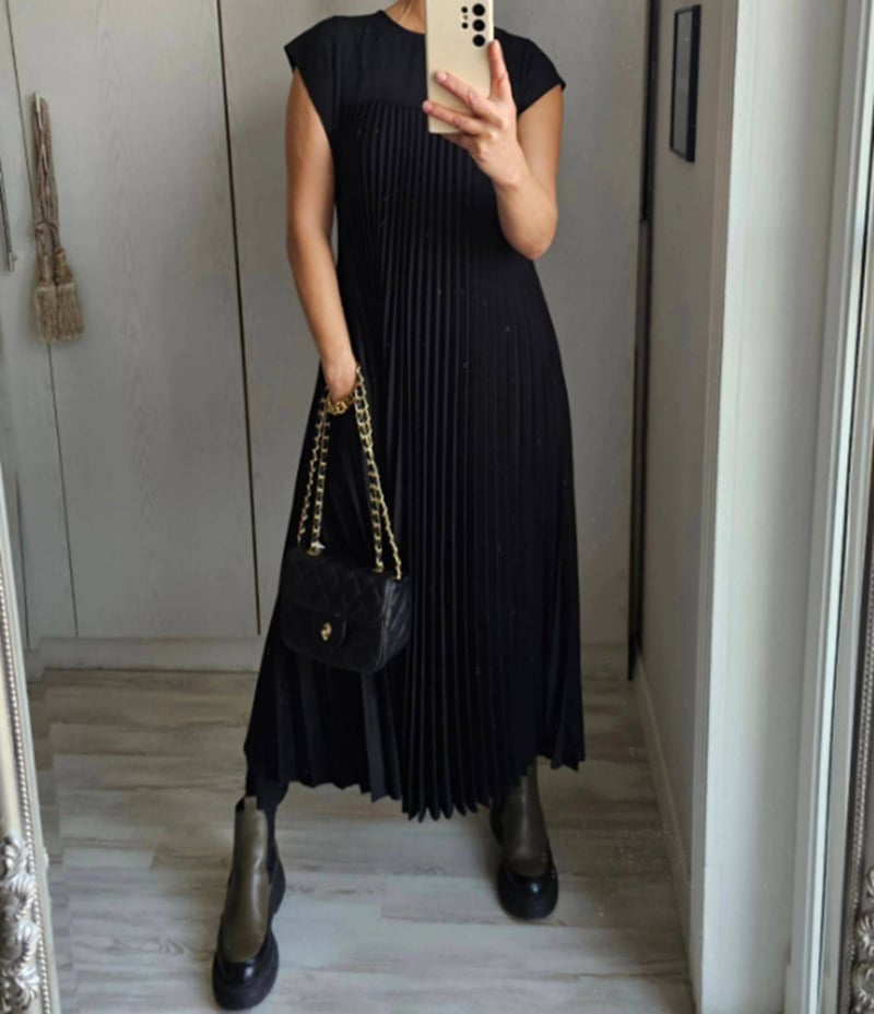 LUCILLE | Timeless and Comfortable Dress