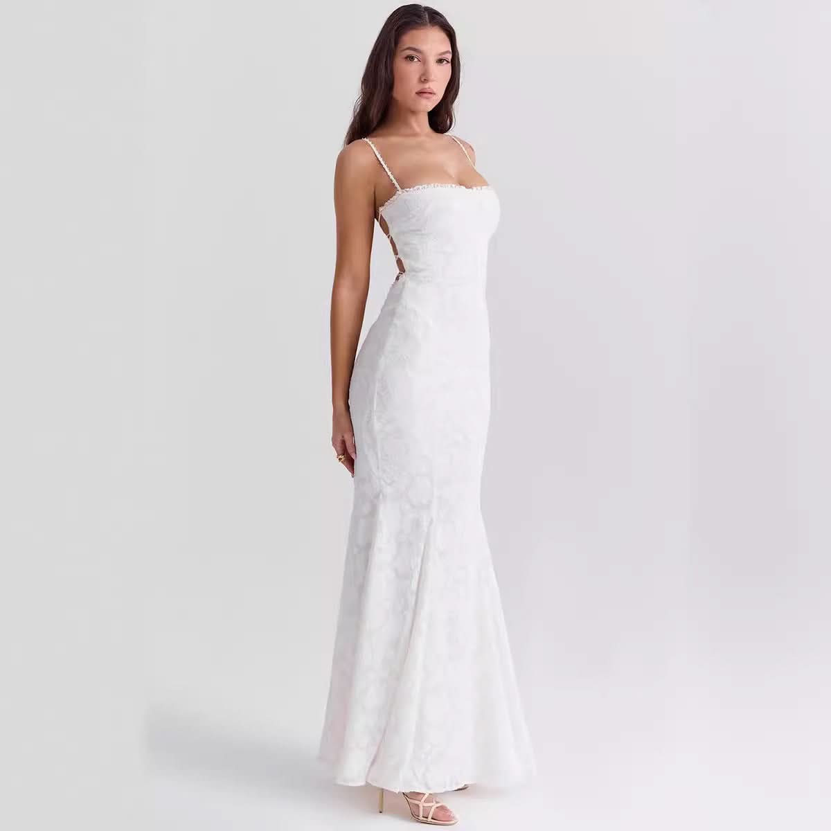 LUNA | Backless Body-Skimming Evening Dress