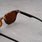 JAXON GRAIN | Wood-Grain Temple Square Sunglasses | UV400