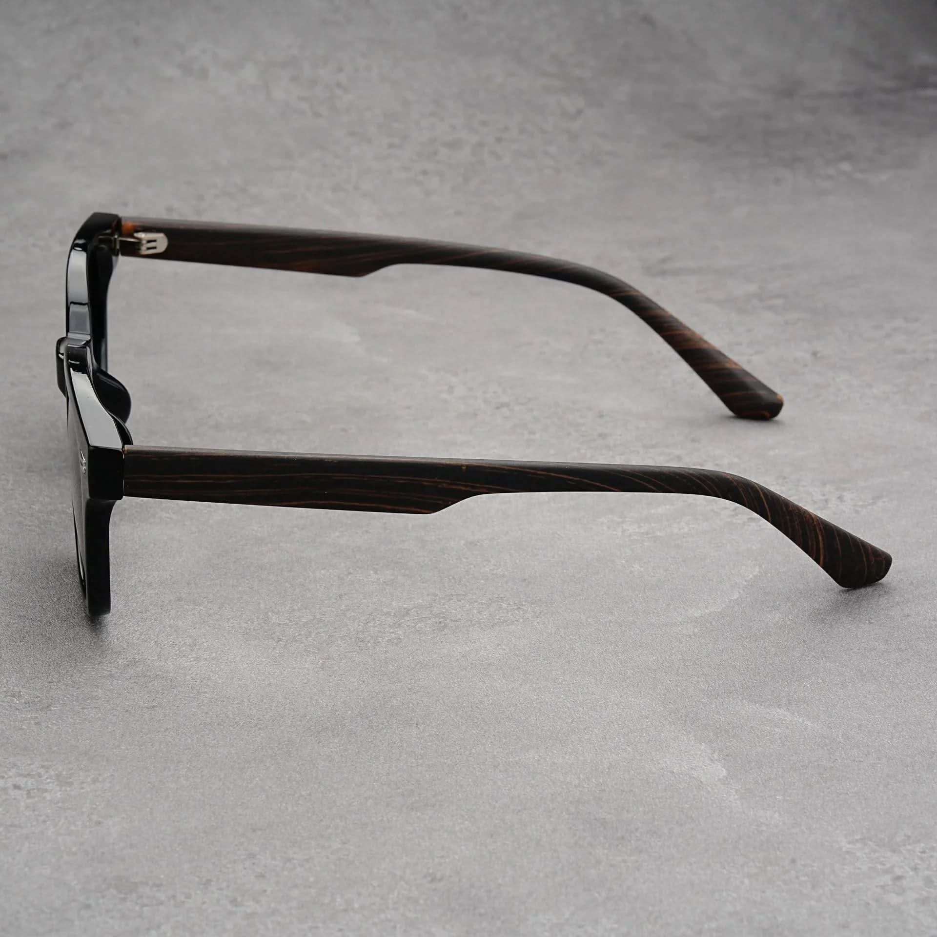 JAXON GRAIN | Wood-Grain Temple Square Sunglasses | UV400
